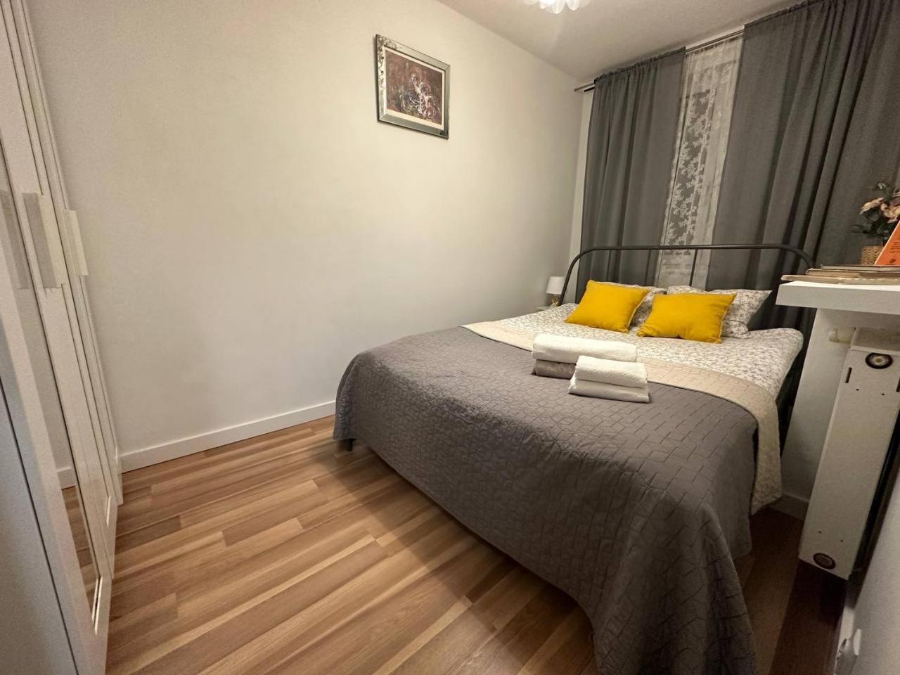 5Centrum Stanislawa Moniuszki10 Wi-Fi 1Gb Sek Warsaw Luaran gambar