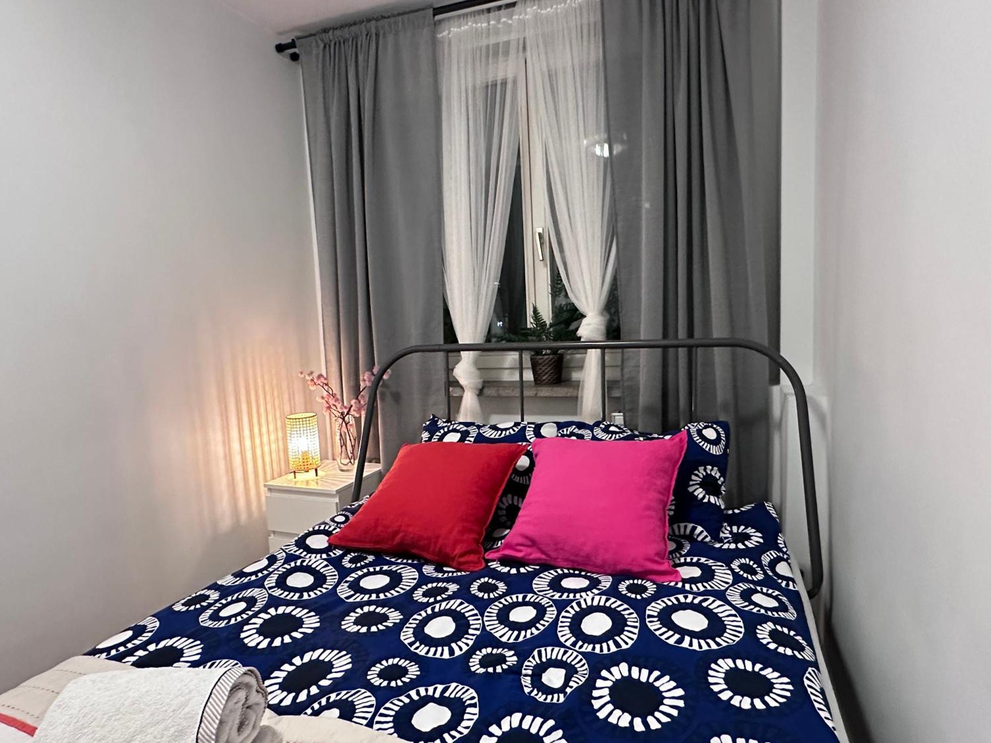 5Centrum Stanislawa Moniuszki10 Wi-Fi 1Gb Sek Warsaw Luaran gambar